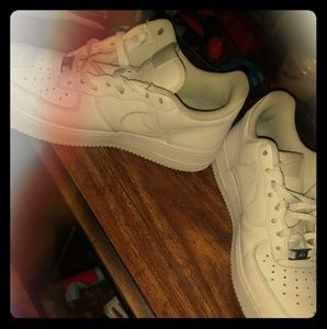 White Nikes Air Force Ones size 8 and 1/2